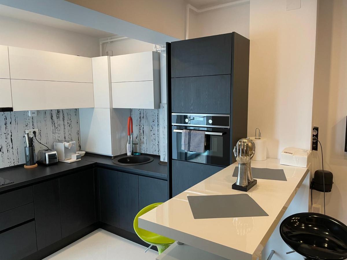 Fancy Westpark 2 Residence Lakeview W7 ブカレスト エクステリア 写真