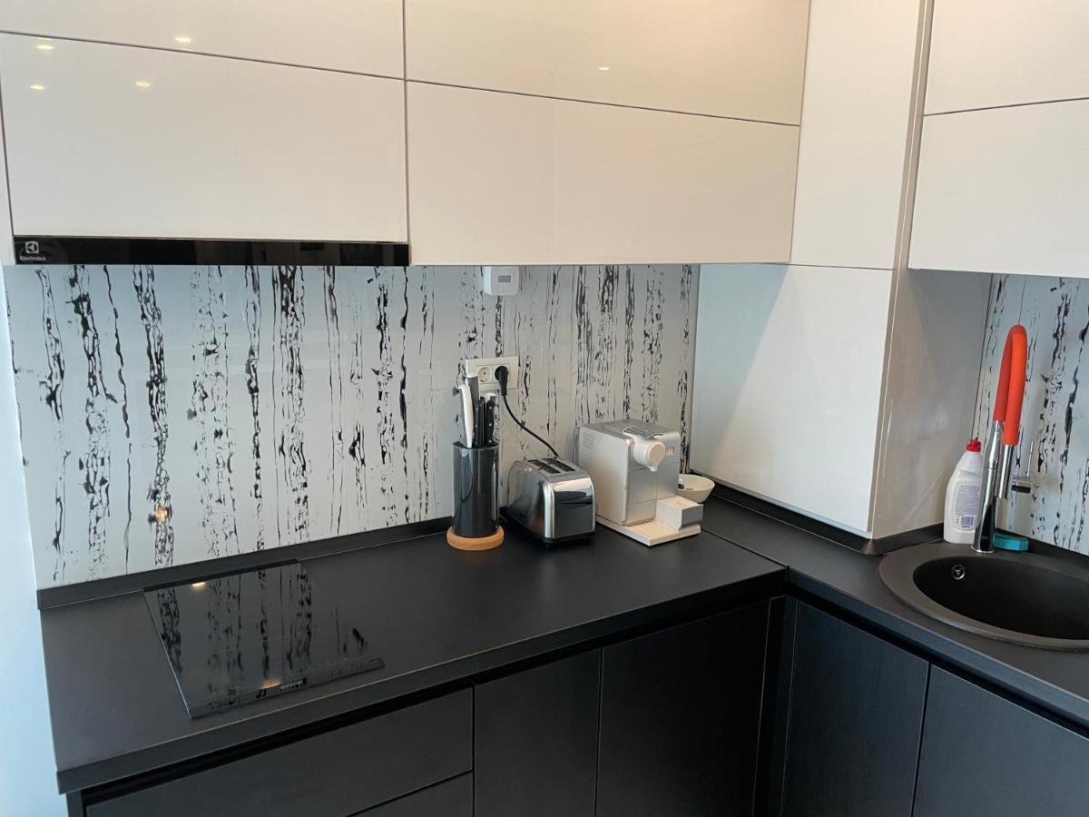 Fancy Westpark 2 Residence Lakeview W7 ブカレスト エクステリア 写真