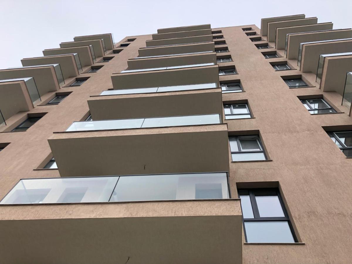 Fancy Westpark 2 Residence Lakeview W7 ブカレスト エクステリア 写真