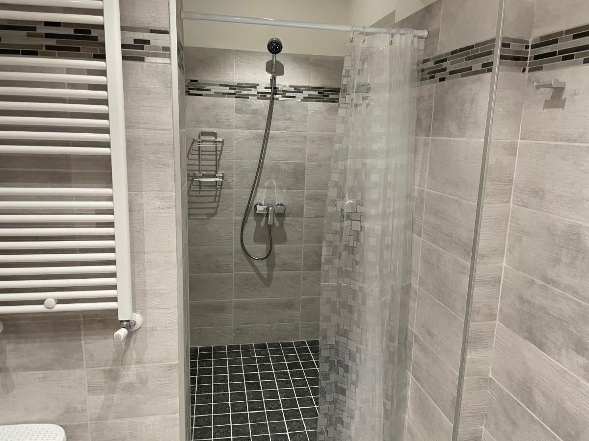Fancy Westpark 2 Residence Lakeview W7 ブカレスト エクステリア 写真